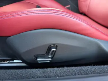 🔥 Ferrari Roma 3.9 V8 Twin-Turbo F1 DCT 🔥