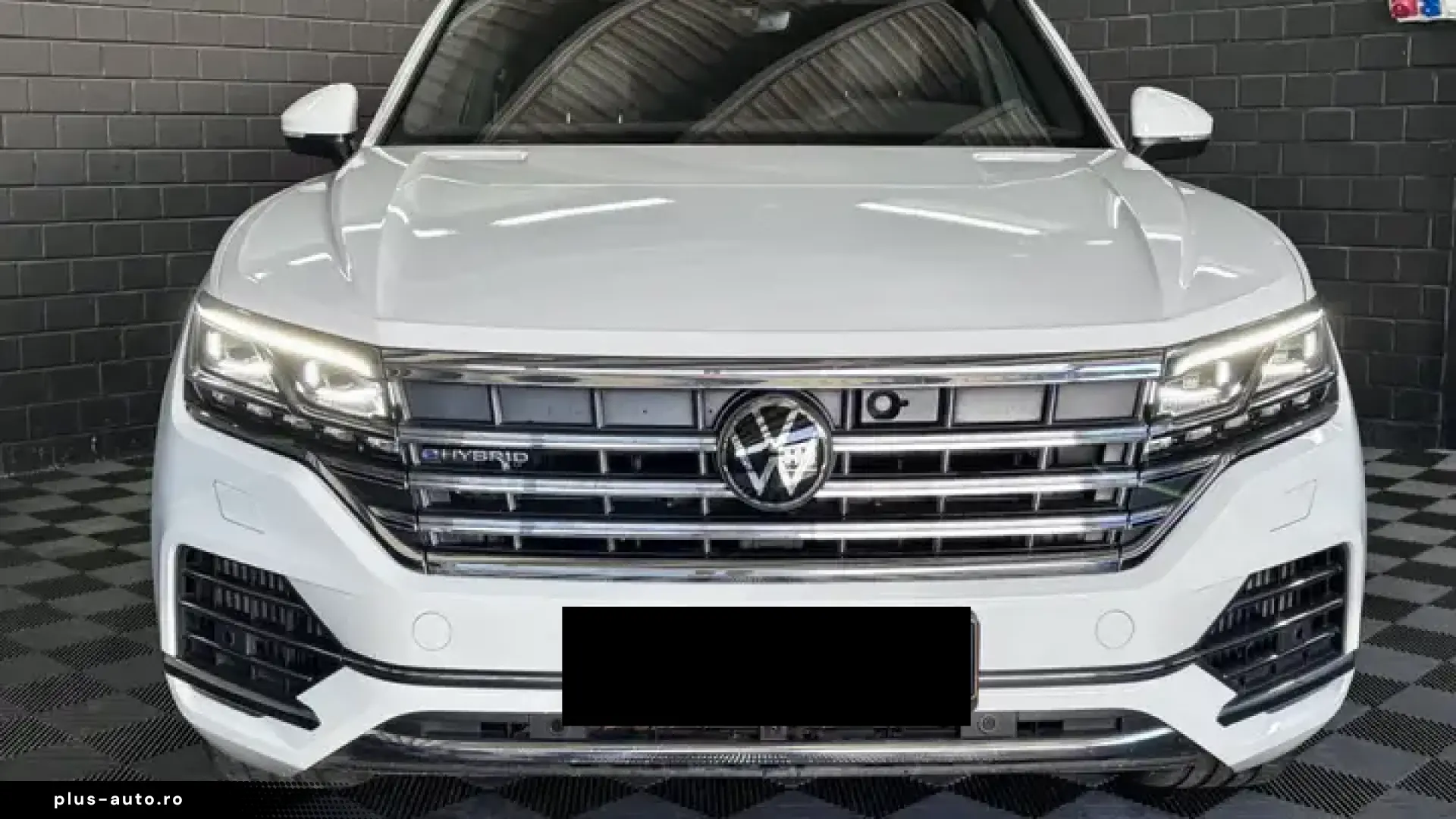 Volkswagen Touareg 3.0 TSI V6 eHybrid 4MOTION Elegance
