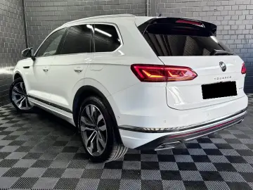 Volkswagen Touareg 3.0 TSI V6 eHybrid 4MOTION Elegance