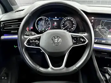 Volkswagen Touareg 3.0 TSI V6 eHybrid 4MOTION Elegance