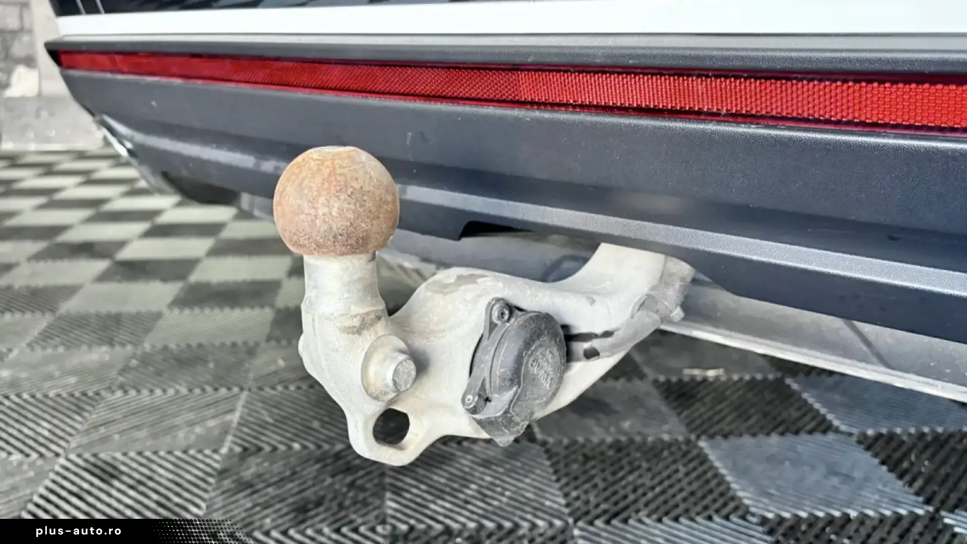 Volkswagen Touareg 3.0 TSI V6 eHybrid 4MOTION Elegance