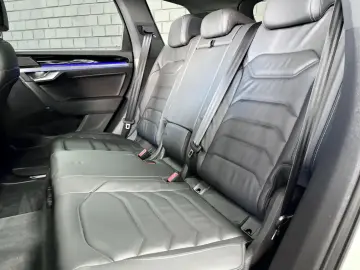 Volkswagen Touareg 3.0 TSI V6 eHybrid 4MOTION Elegance