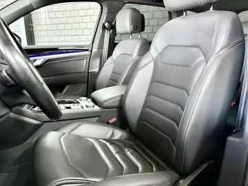 Volkswagen Touareg 3.0 TSI V6 eHybrid 4MOTION Elegance