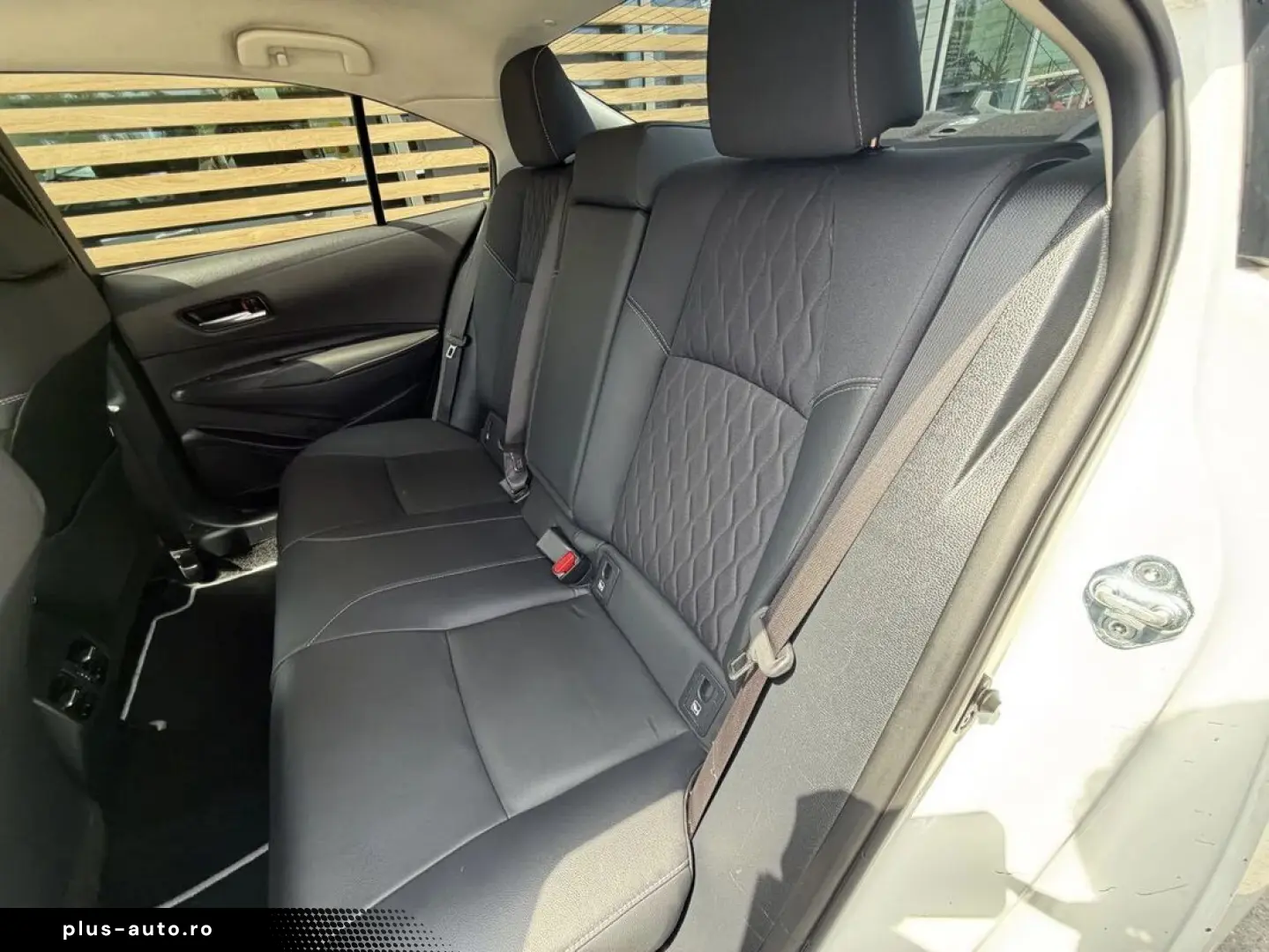 Toyota Corolla Sedan Hybrid Exclusive Hsd E-CVT