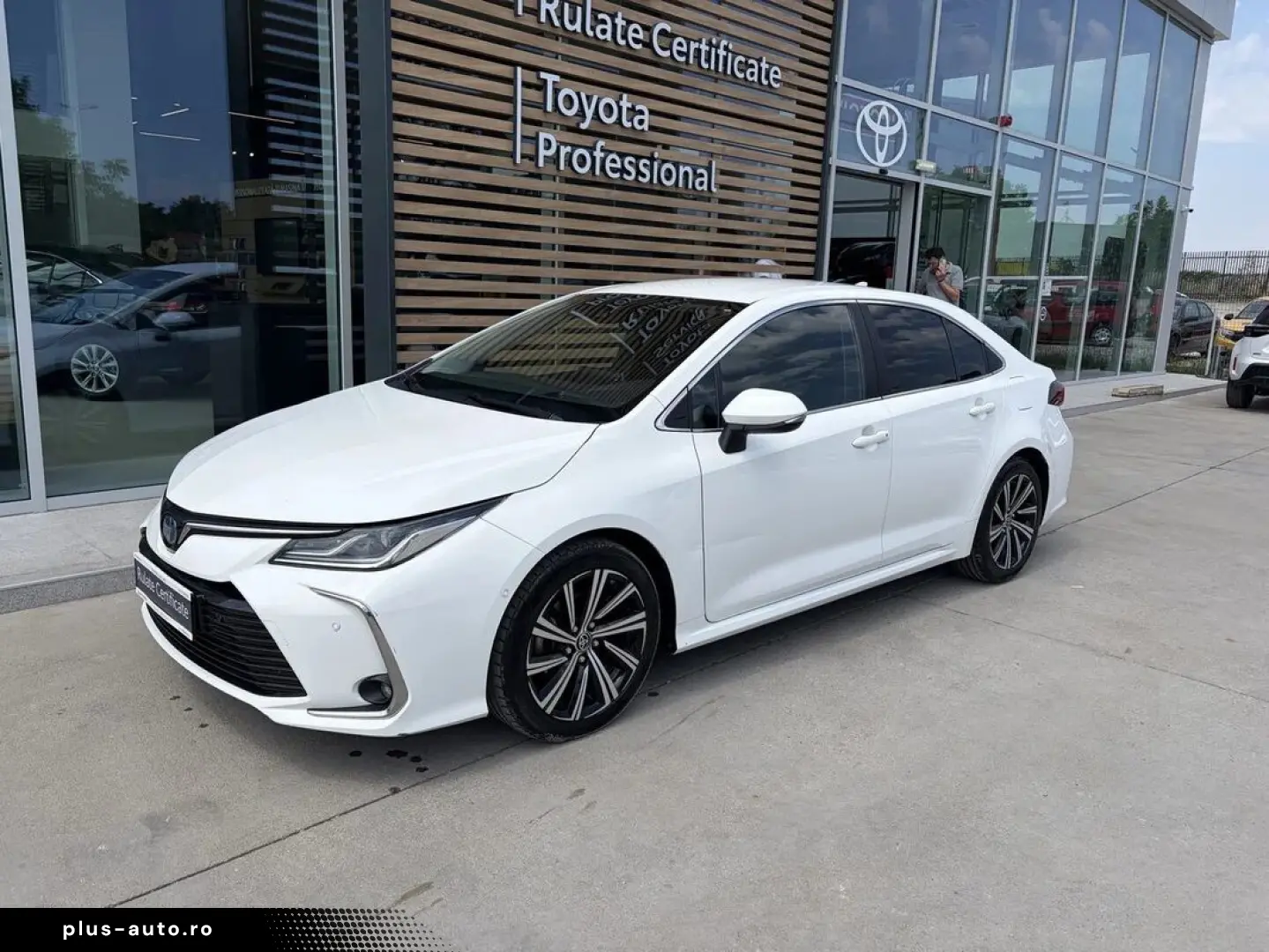 Toyota Corolla Sedan Hybrid Exclusive Hsd E-CVT