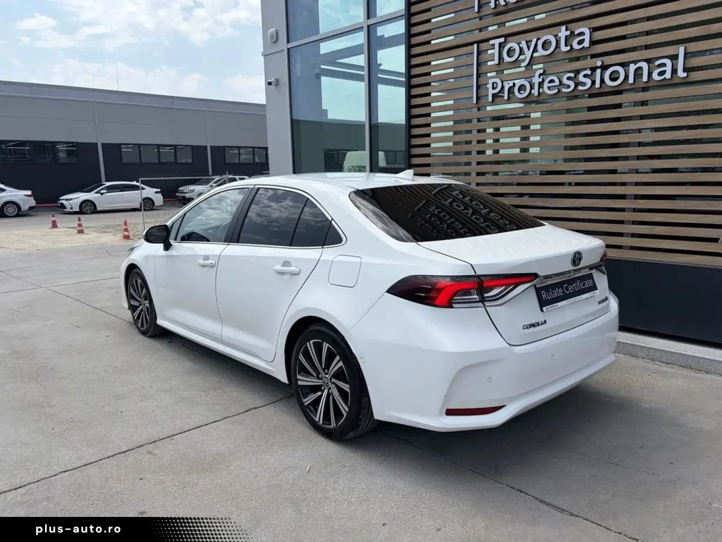 Toyota Corolla Sedan Hybrid Exclusive Hsd E-CVT