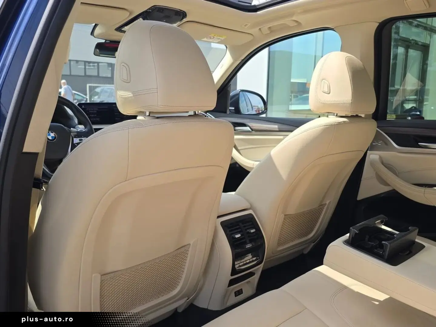 BMW X3 2.0 xDrive30i Luxury Line At 252HP