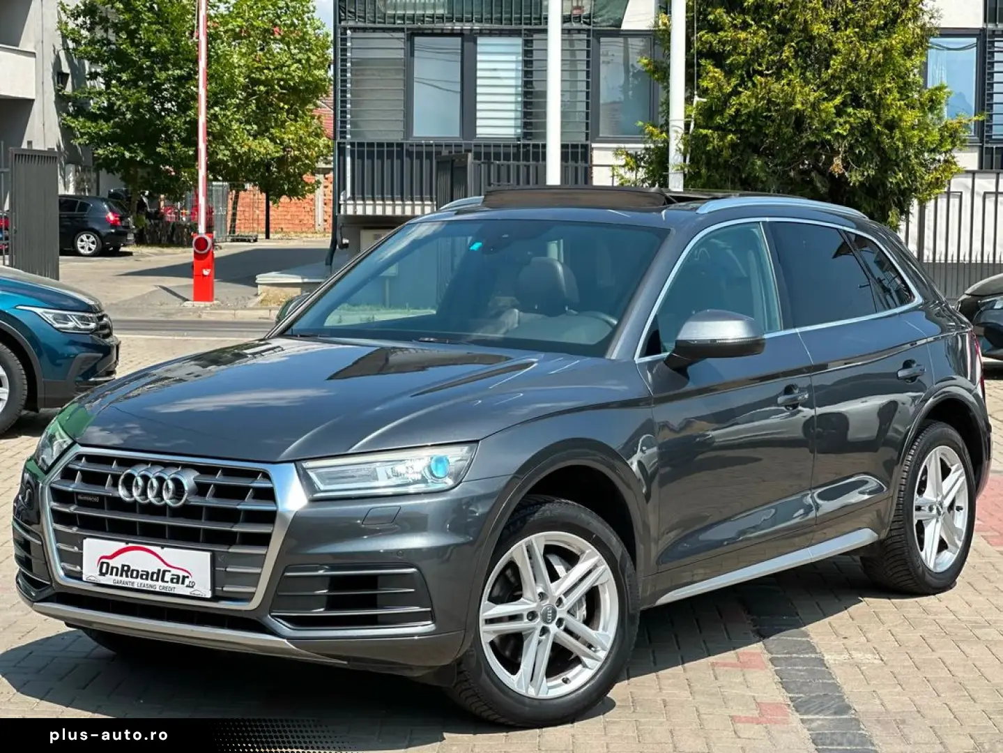 Audi Q5 Sline Quattro 2.0TDI 190CP LED Pano Garantie Finanta