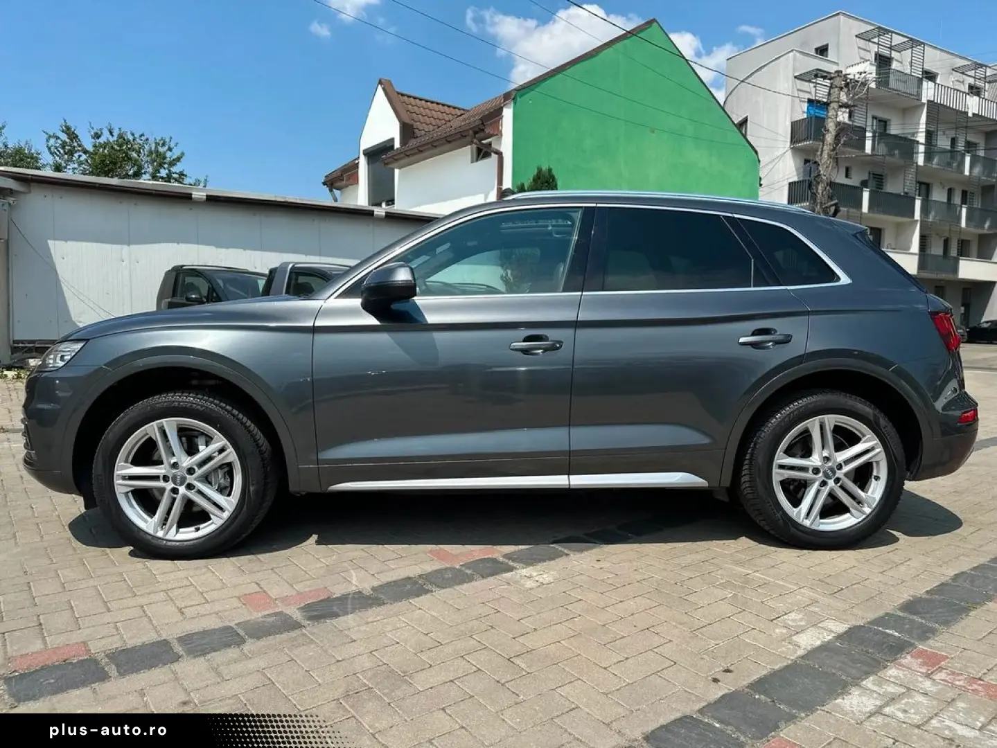 Audi Q5 Sline Quattro 2.0TDI 190CP LED Pano Garantie Finanta