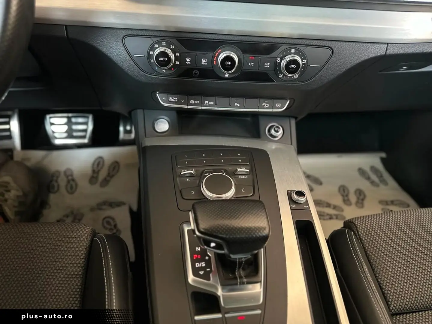 Audi Q5 Sline Quattro 2.0TDI 190CP LED Pano Garantie Finanta