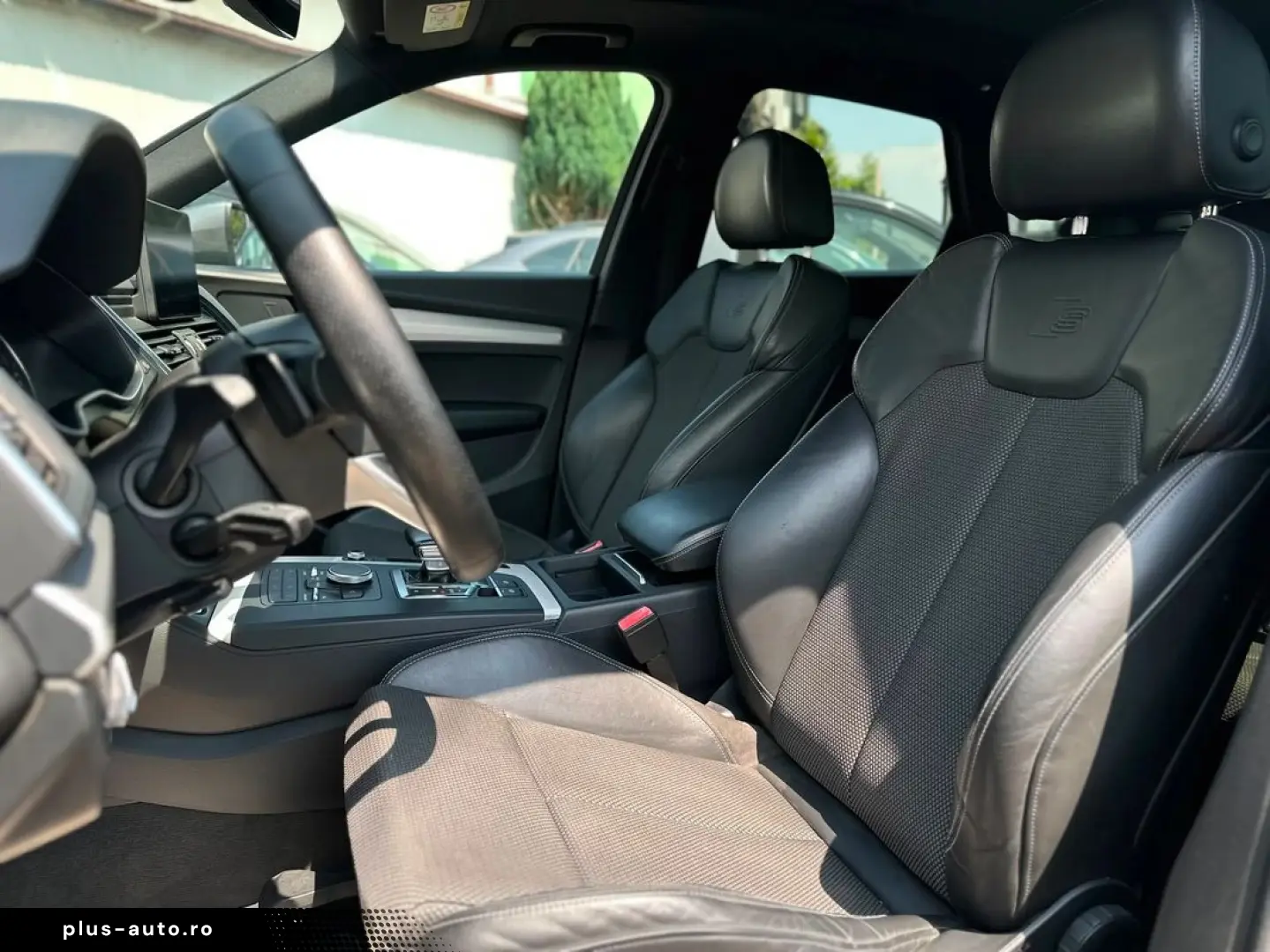Audi Q5 Sline Quattro 2.0TDI 190CP LED Pano Garantie Finanta