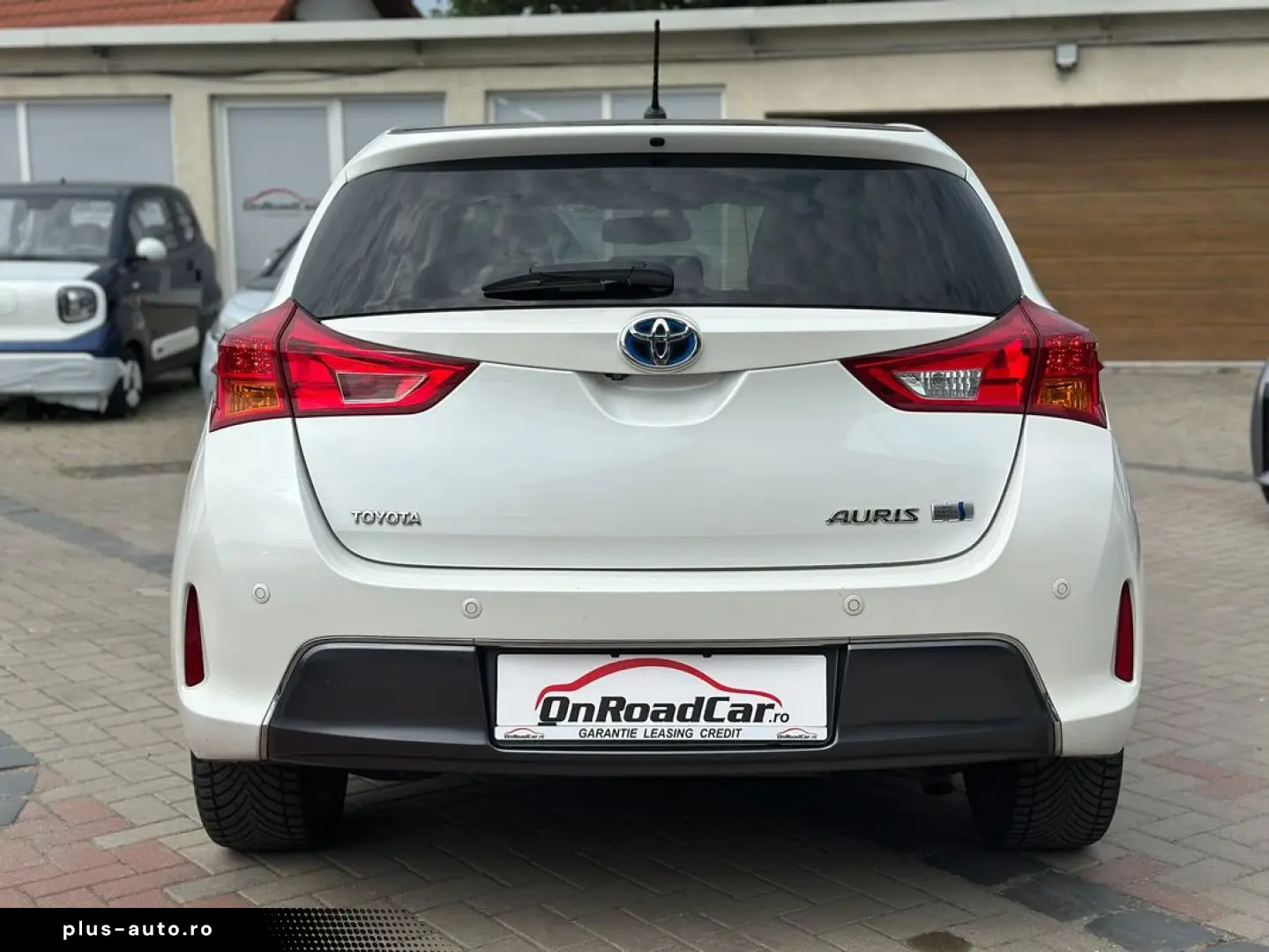 Toyota Auris Hybrid Pano Camera Piele Garantie Finantare Cre