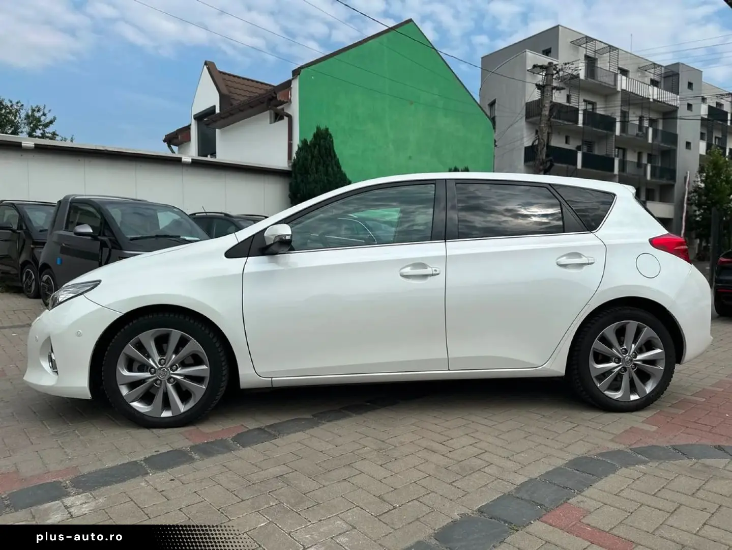 Toyota Auris Hybrid Pano Camera Piele Garantie Finantare Cre