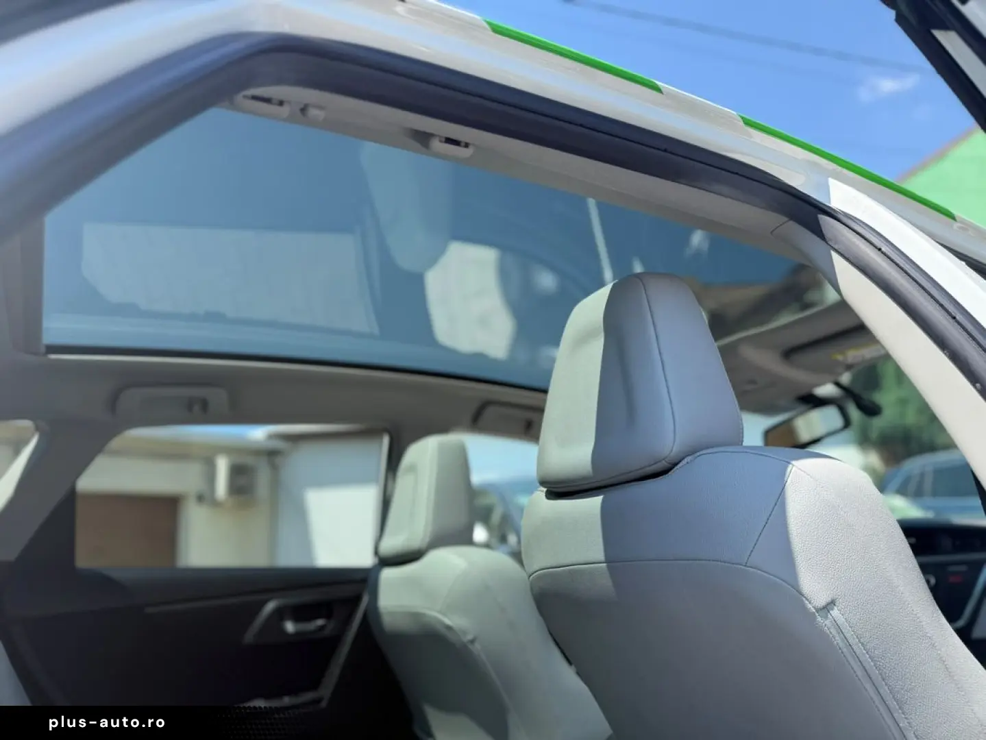 Toyota Auris Hybrid Pano Camera Piele Garantie Finantare Cre