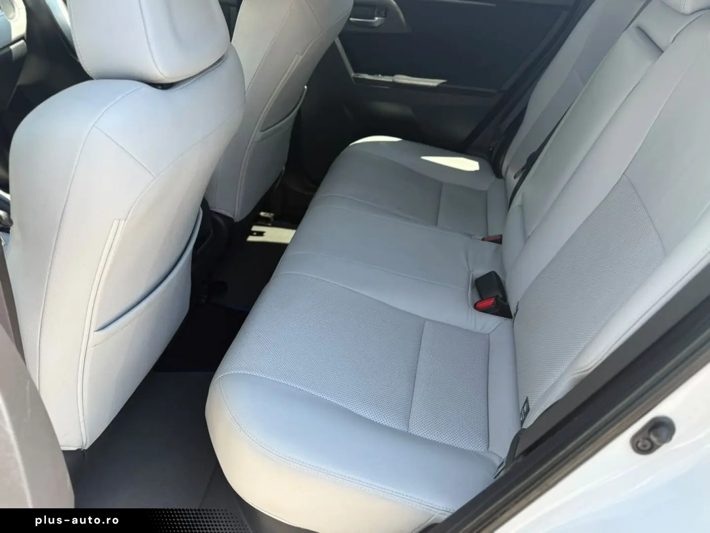 Toyota Auris Hybrid Pano Camera Piele Garantie Finantare Cre