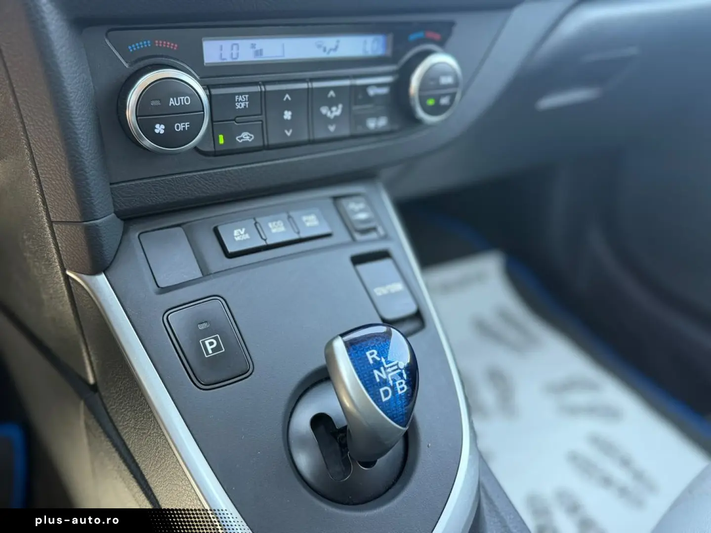 Toyota Auris Hybrid Pano Camera Piele Garantie Finantare Cre