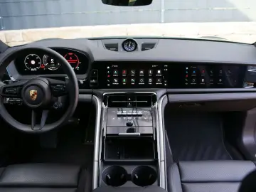 PORSCHE Panamera 4 E-Hybrid MJ25 P-Display 360 PANO