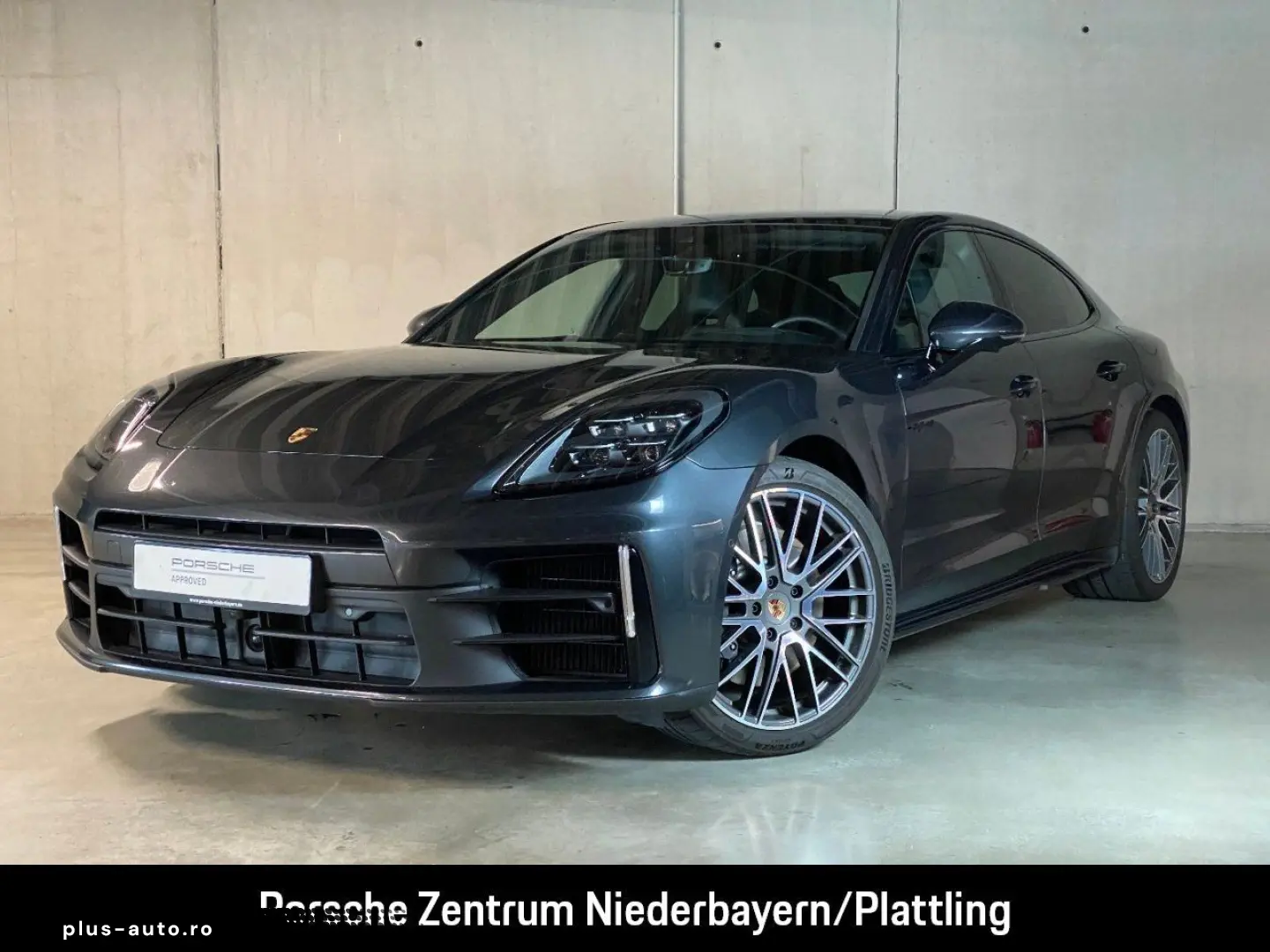 PORSCHE Panamera 4 E-Hybrid   Hinterachslenkung   BOSE