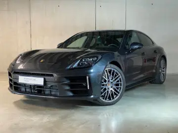 PORSCHE Panamera 4 E-Hybrid   Hinterachslenkung   BOSE