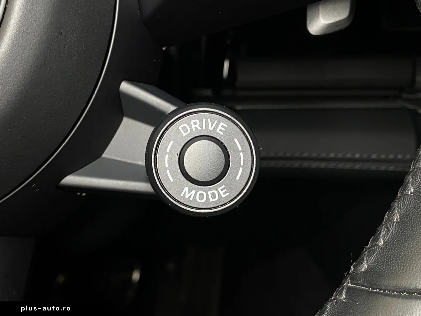 PORSCHE Panamera 4 E-Hybrid   Hinterachslenkung   BOSE