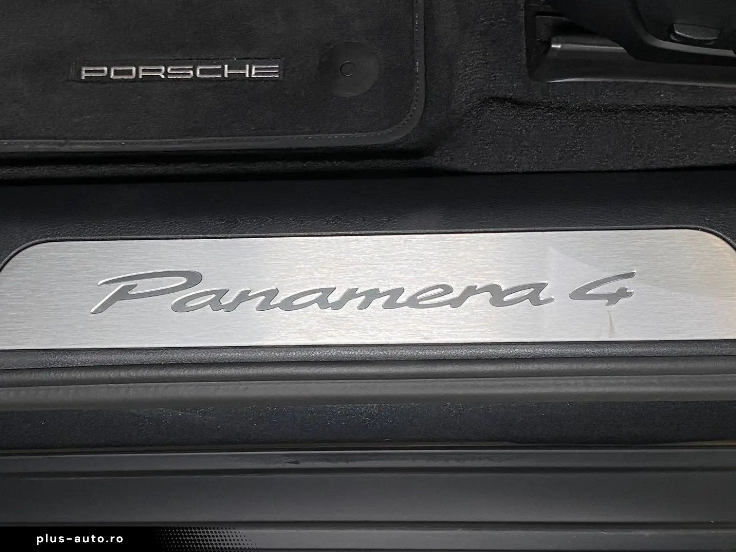 PORSCHE Panamera 4 E-Hybrid   Hinterachslenkung   BOSE