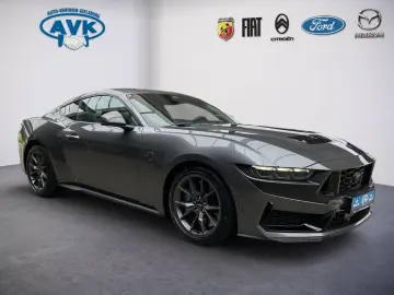 FORD Mustang Fastback 5.0 Dark Horse nur 9482KM!