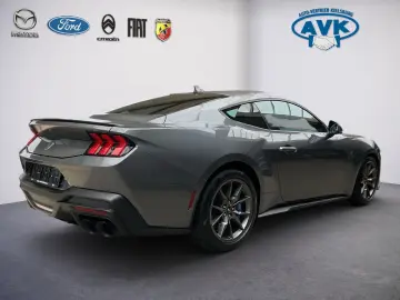 FORD Mustang Fastback 5.0 Dark Horse nur 9482KM!