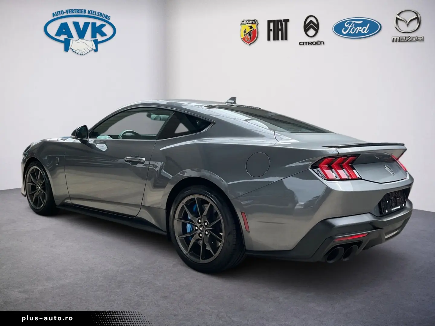FORD Mustang Fastback 5.0 Dark Horse nur 9482KM!