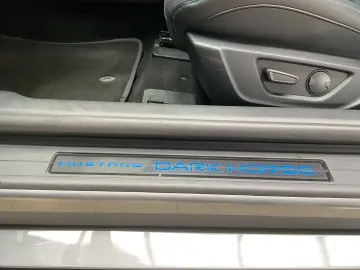 FORD Mustang Fastback 5.0 Dark Horse nur 9482KM!