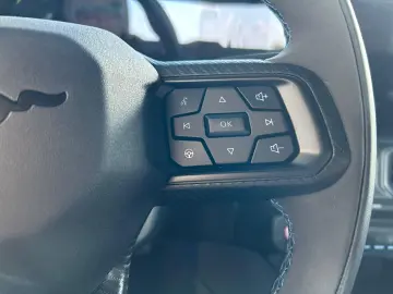 FORD Mustang Dark Horse V8 NAV DAB B&O iACC BLIS PDC