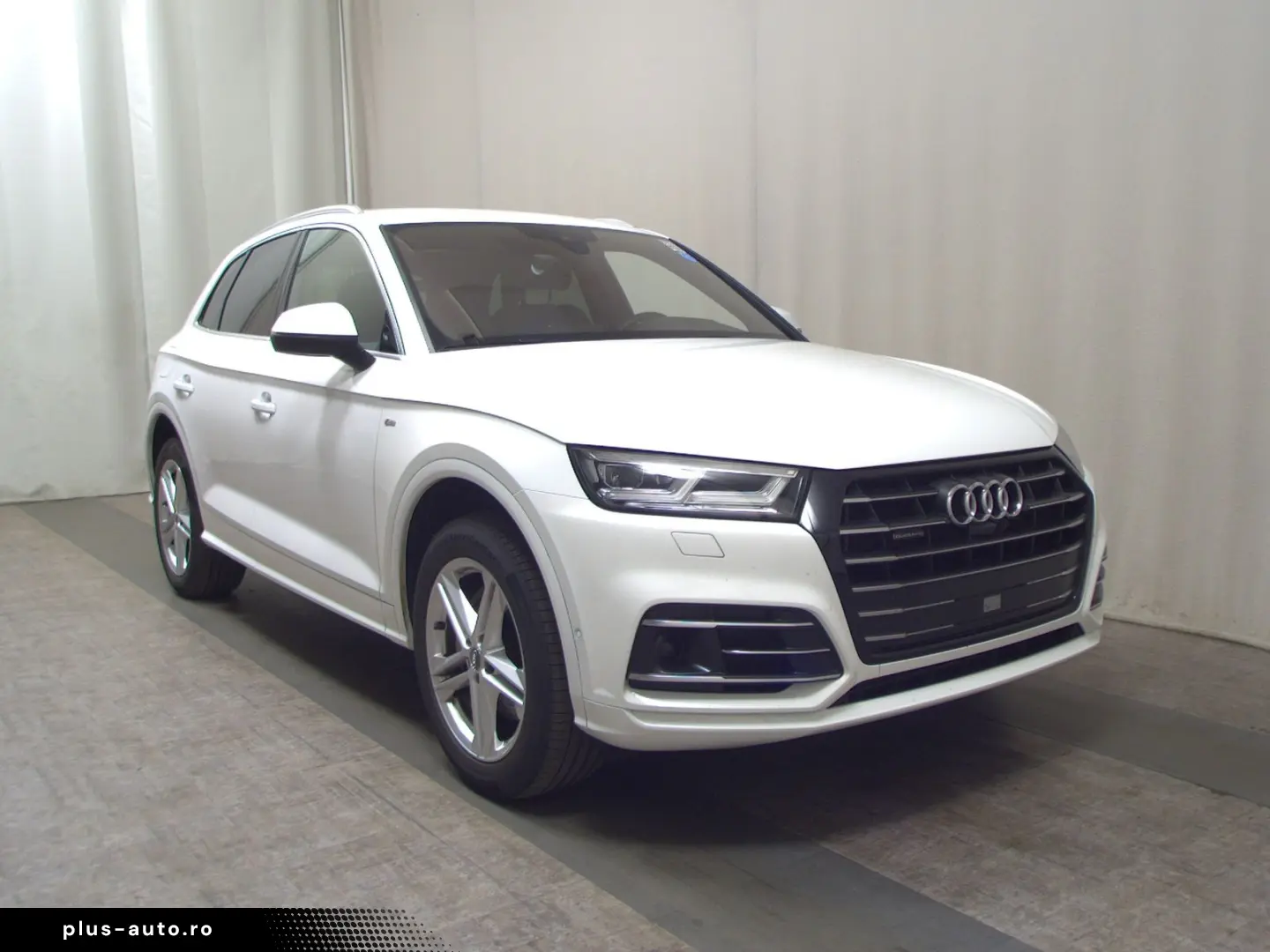 AUDI Q5 55 TFSI e Qu. S-Line LEDER NAVI LED