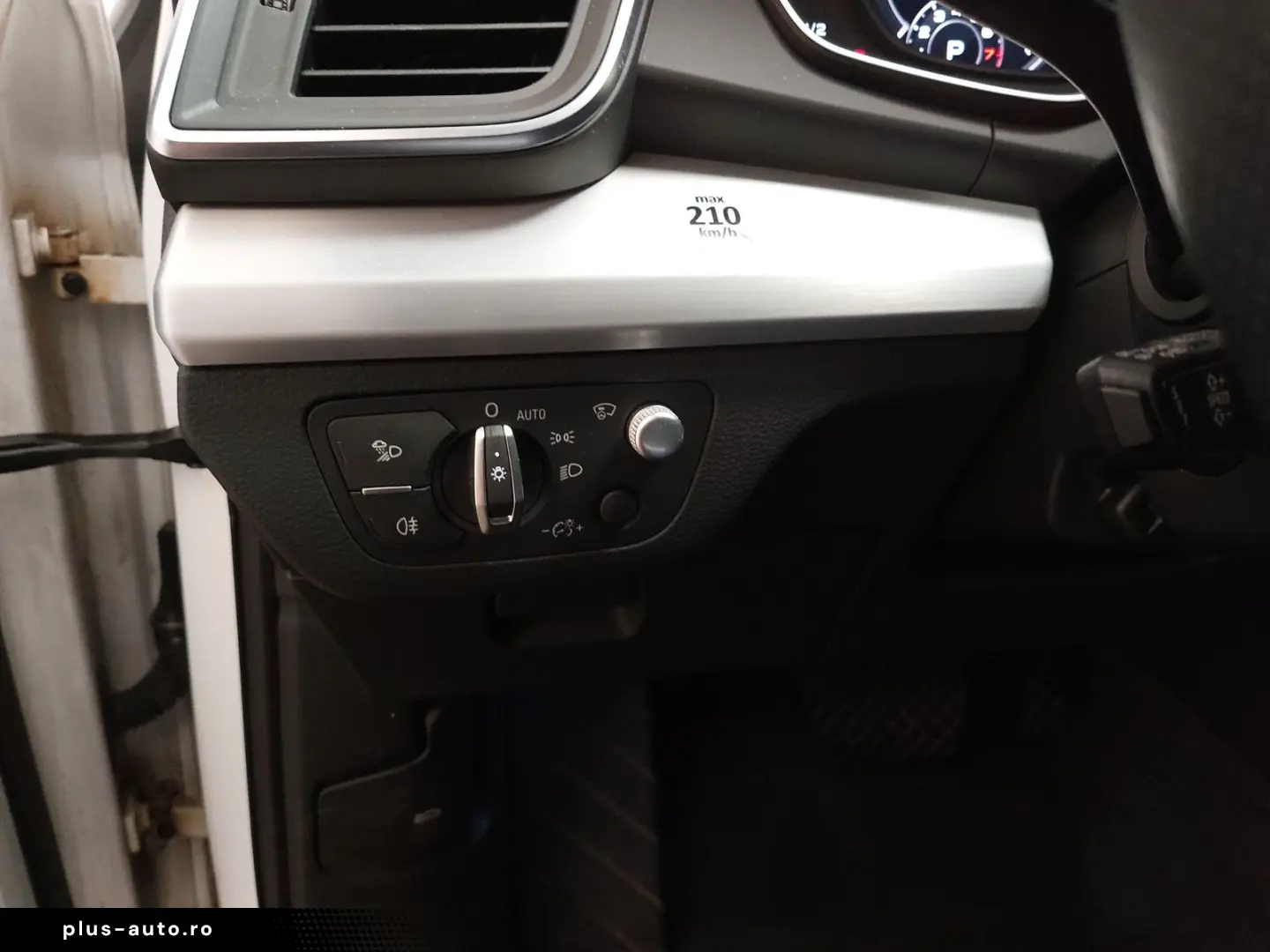 AUDI Q5 55 TFSI e Qu. S-Line LEDER NAVI LED