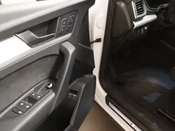 AUDI Q5 55 TFSI e Qu. S-Line LEDER NAVI LED