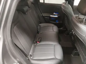 MERCEDES-BENZ 220 d 4M Progressive NAVI LED PANO