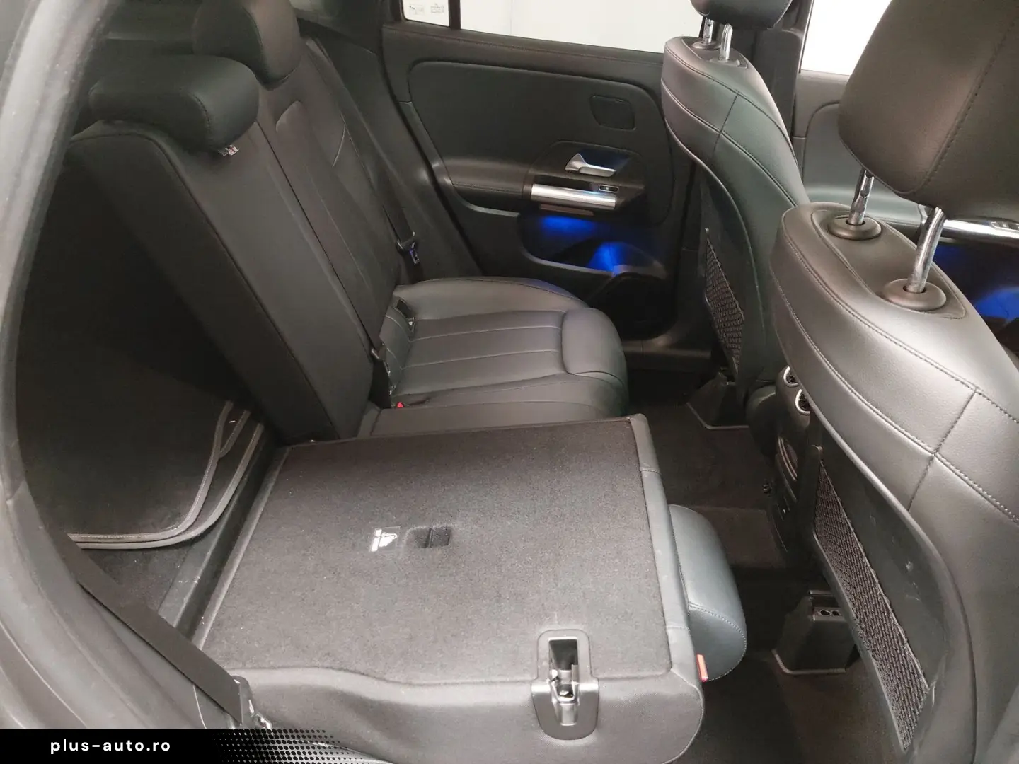 MERCEDES-BENZ 220 d 4M Progressive NAVI LED PANO