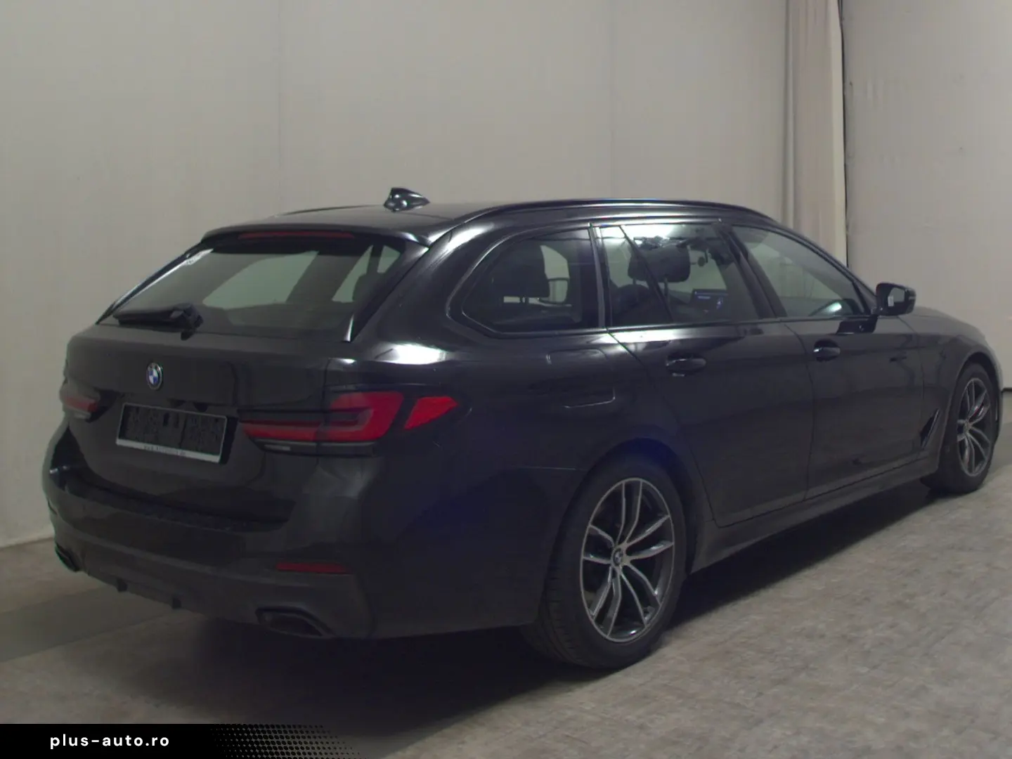 BMW 520d Touring M-Sport LEDER NAVI LED