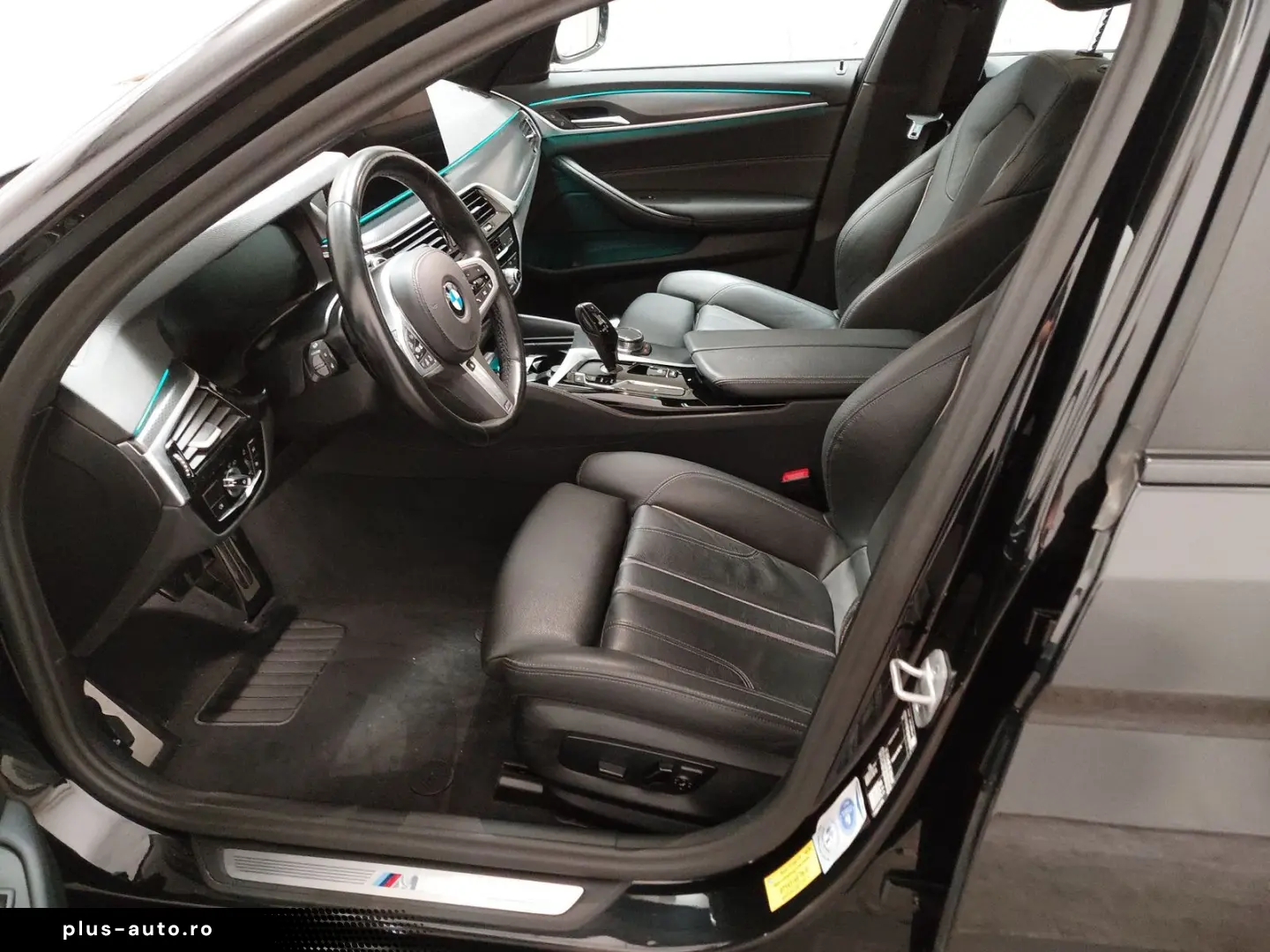 BMW 520d Touring M-Sport LEDER NAVI LED