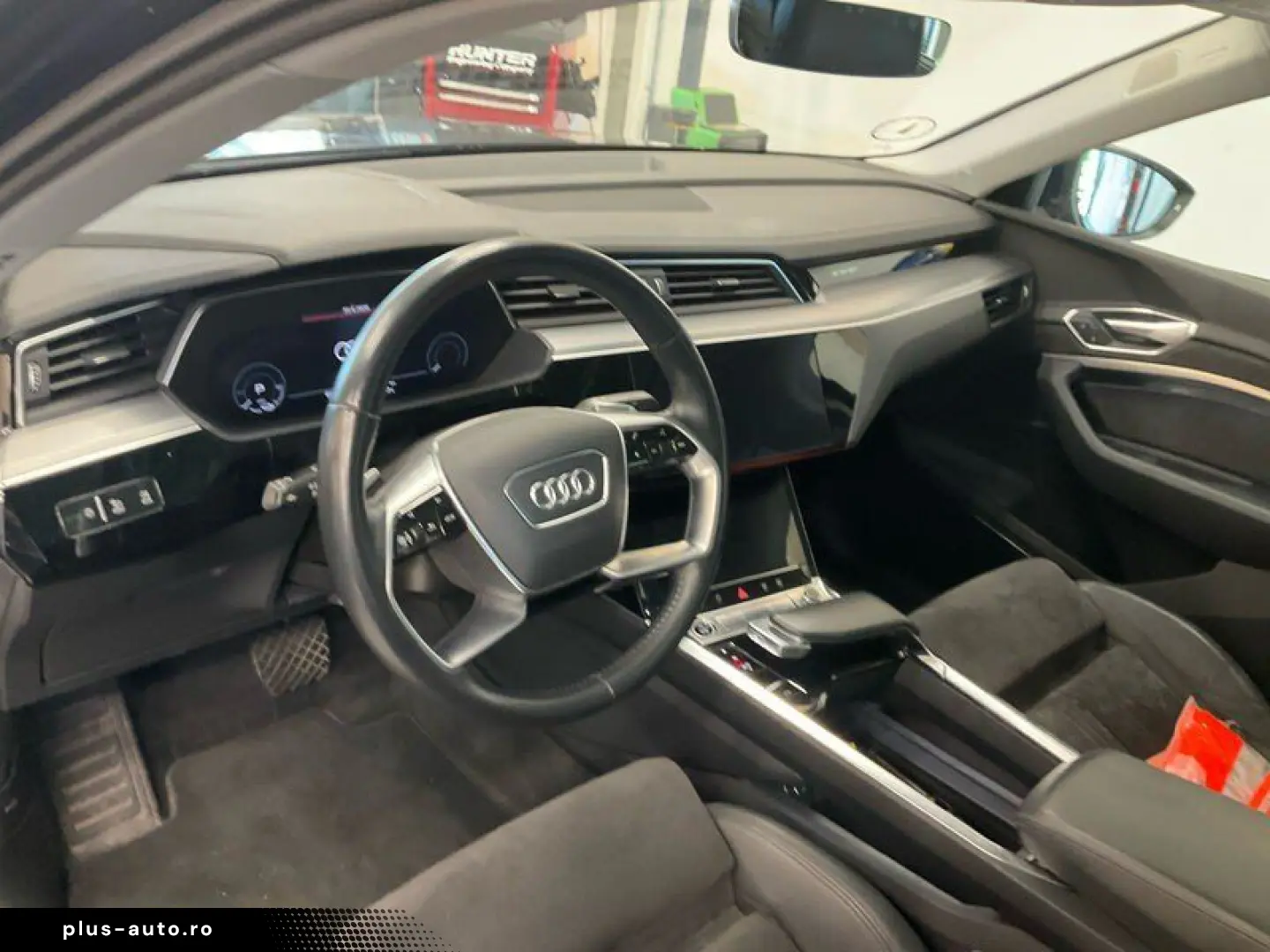 AUDI e-tron Sportback 55 Qu. T-Leder Nav Pano LED