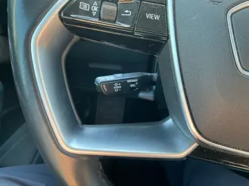 AUDI e-tron Sportback 55 Qu. T-Leder Nav Pano LED