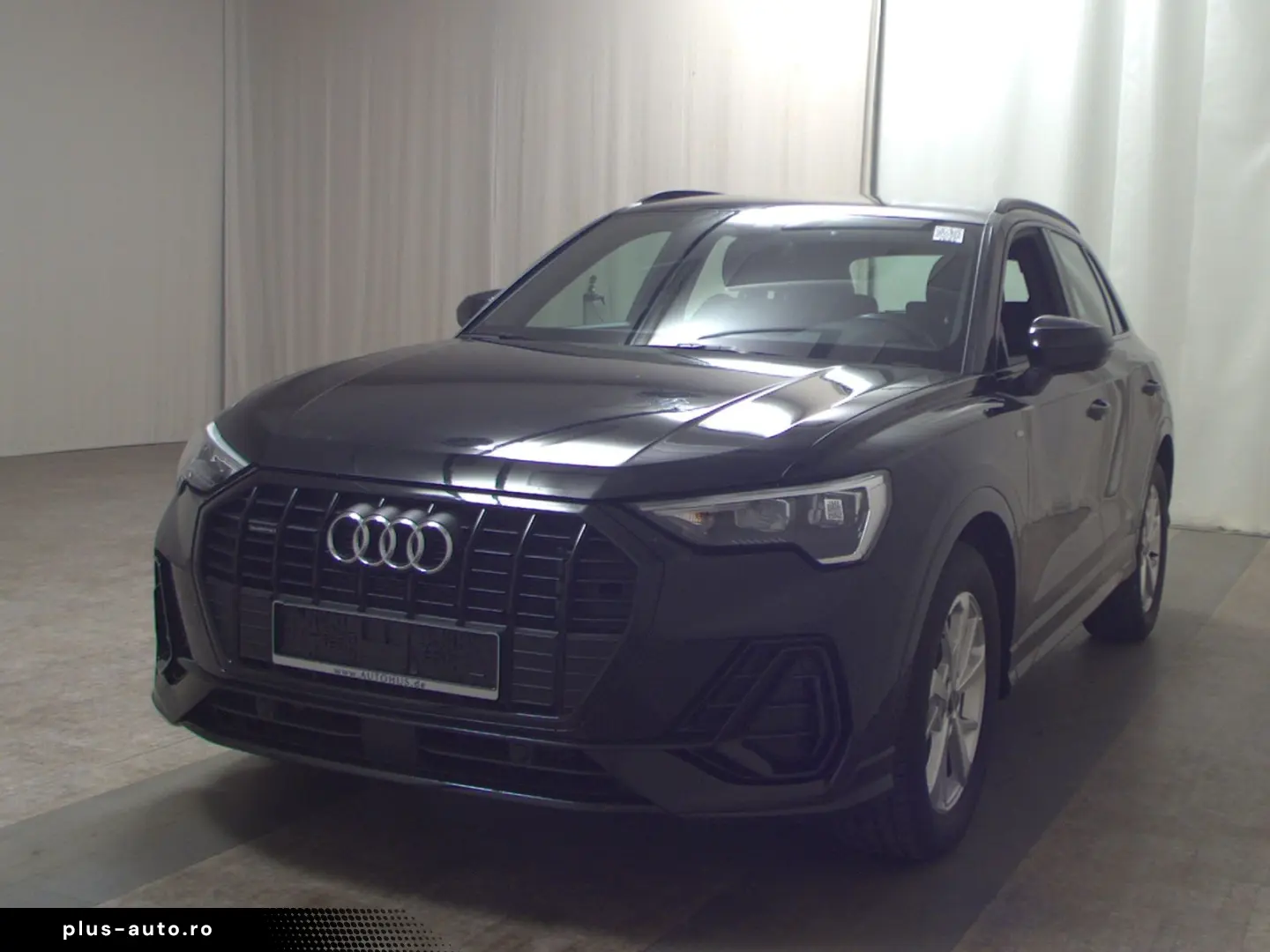 AUDI Q3 2.0 TDI S-Line Navi vc LED Sportsitze Kamera