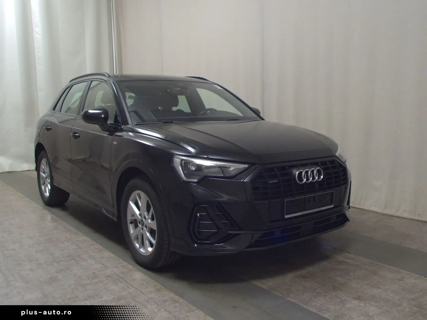 AUDI Q3 2.0 TDI S-Line Navi vc LED Sportsitze Kamera
