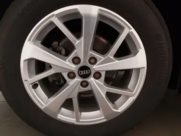 AUDI Q3 2.0 TDI S-Line Navi vc LED Sportsitze Kamera