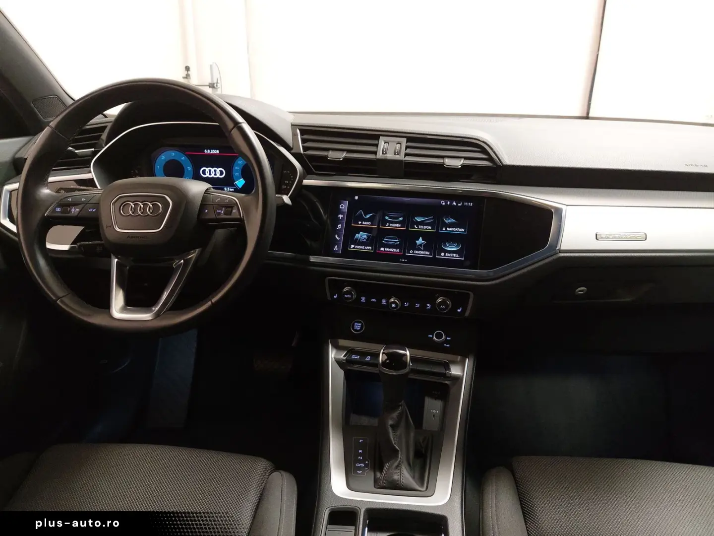 AUDI Q3 2.0 TDI S-Line Navi vc LED Sportsitze Kamera