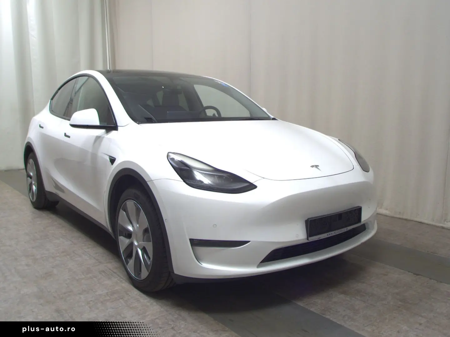TESLA Model Y Long Range AWD NAVI LED PANO KAMERA