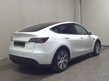 TESLA Model Y Long Range AWD NAVI LED PANO KAMERA