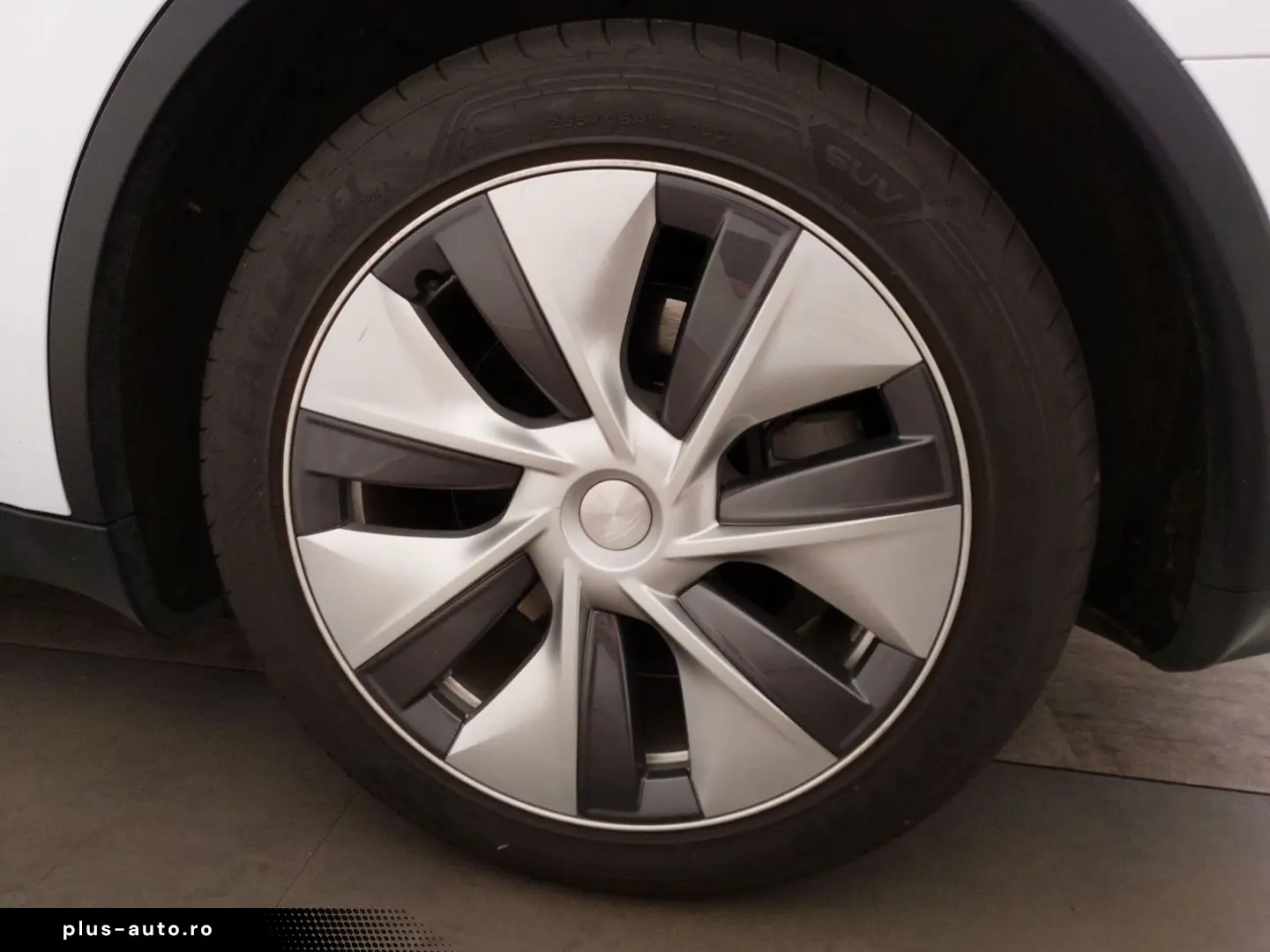TESLA Model Y Long Range AWD NAVI LED PANO KAMERA