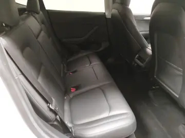 TESLA Model Y Long Range AWD NAVI LED PANO KAMERA