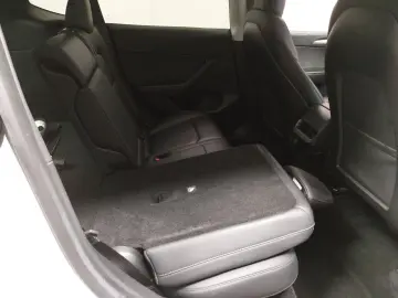 TESLA Model Y Long Range AWD NAVI LED PANO KAMERA