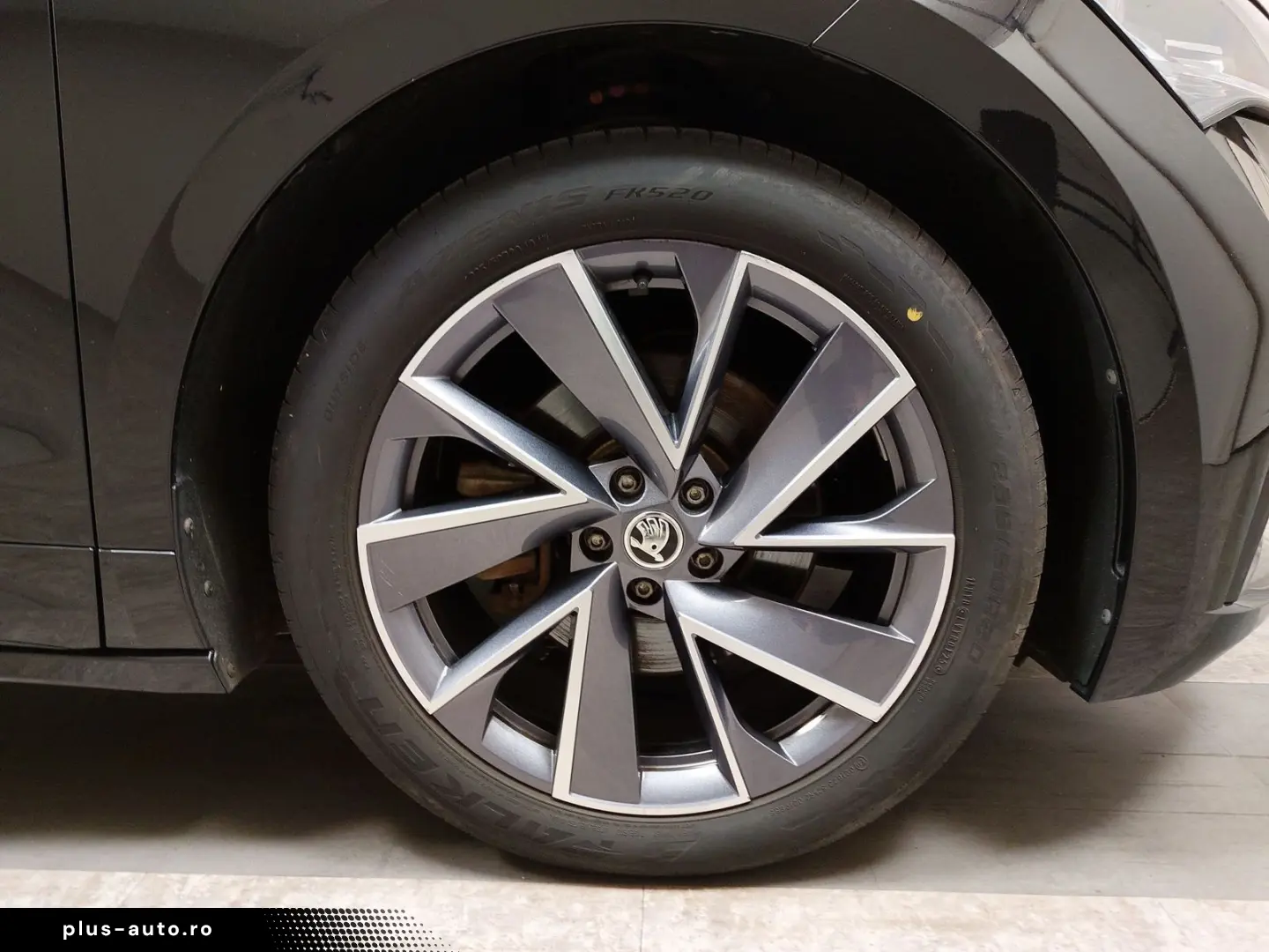SKODA Enyaq iV 80 SportLine T-LEDER NAVI LED SHZ PDC