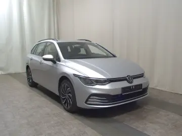 VW Golf-8 Var. 2.0 TDI Life Navi LED